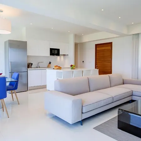 Ocean Suites Luxury Protaras