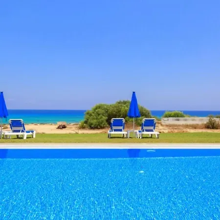 Ocean Suites Luxury Apartment