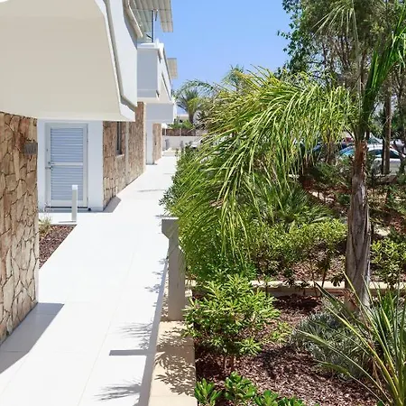 Ocean Suites Luxury * Protaras